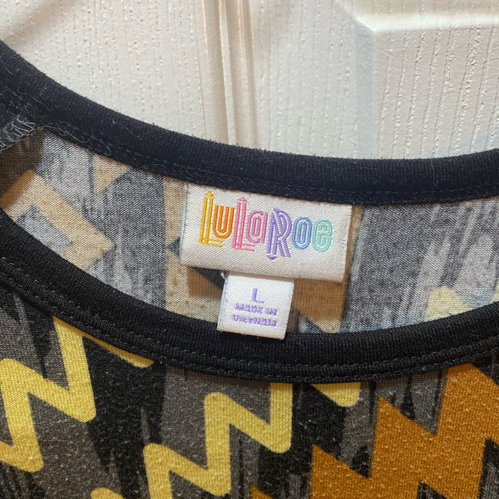 Lularoe Large Randy - Picture 3 of 4